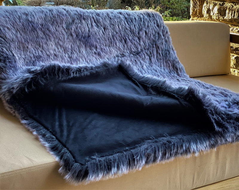 Botero-Inspired ONE Preevay Faux Fur Throw | Fox & Mink | Ultra-Plush 1200gsm | Black