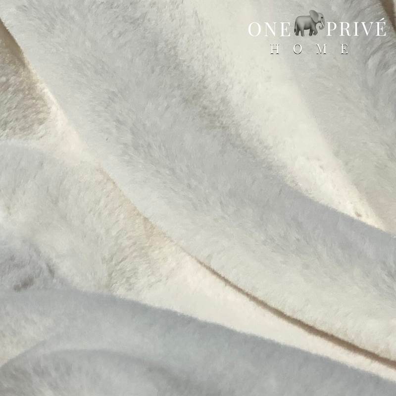 One Preevay Pure White Ultra-Soft Faux Rabbit Fur Throw | Luxury 800gsm Plush | 50x60